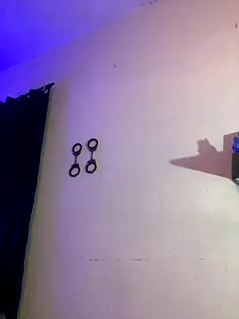 Matt_your_master_'s cam snapshot