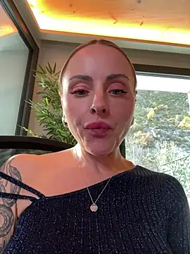 EmaSalis live sex cam