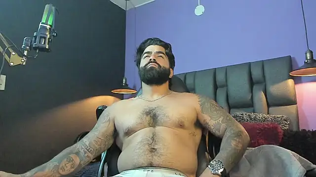 Lyon_vach live sex cam