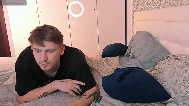 FatePath live sex cam