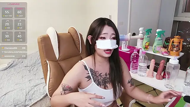 Milk_Sola live sex cam