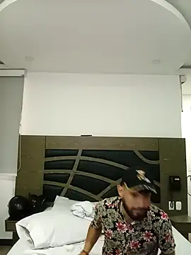 Kingbigcock23cm live sex cam