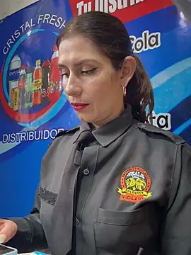 Alysson-- live sex cam