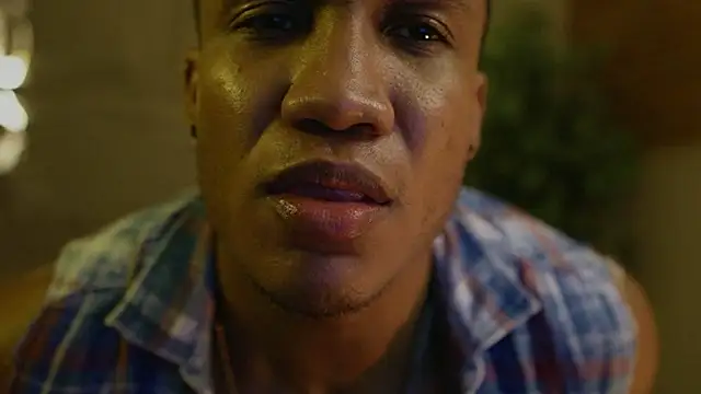 Logan_Varela live sex cam