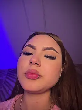 Beella1_ live sex cam