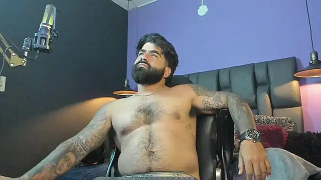 Lyon_vach live sex cam