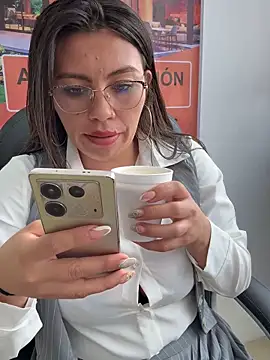 LIZ-06_ live sex cam