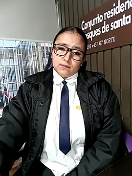 Cute_Penelope live sex cam