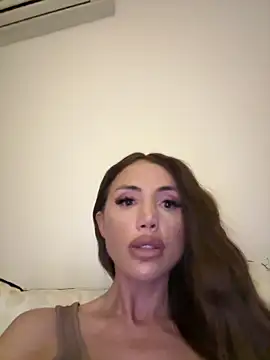 NicollleDiamondd live sex cam