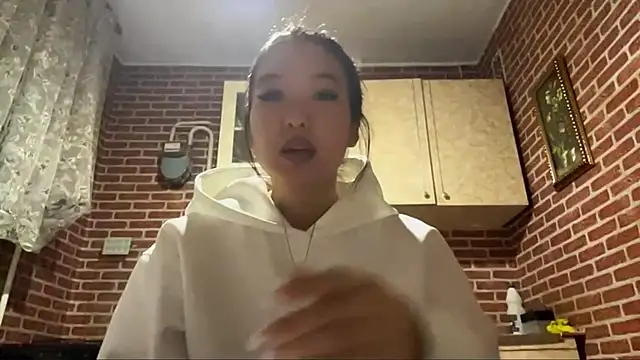 EmmaLeexth live sex cam