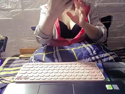 hyhy_99 live sex cam