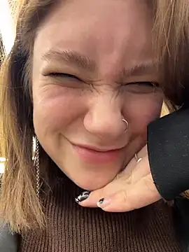 lucy-joy live sex cam