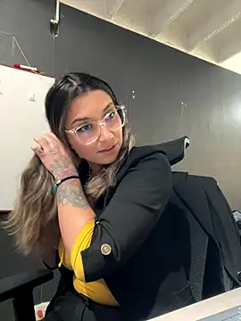 Isabella_Varella live sex cam