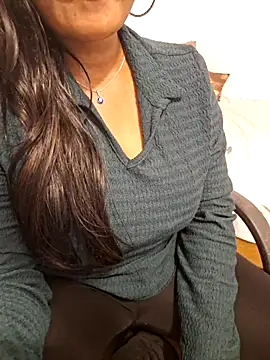 N-Natasha live sex cam