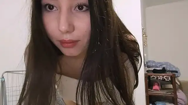 Alice_puff live sex cam