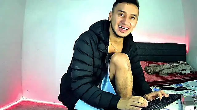 Kevin_Torres's cam snapshot