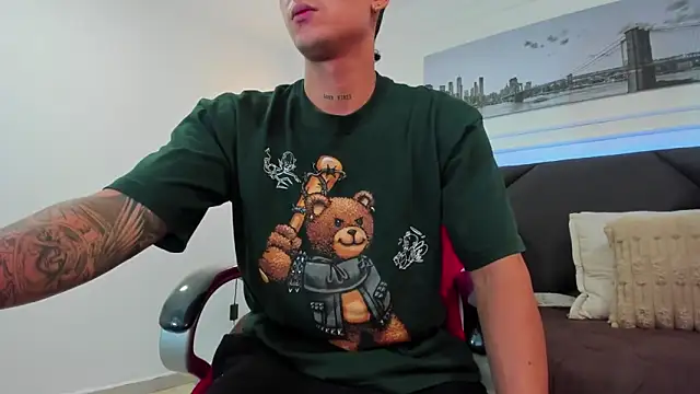 Damian23__ live sex cam