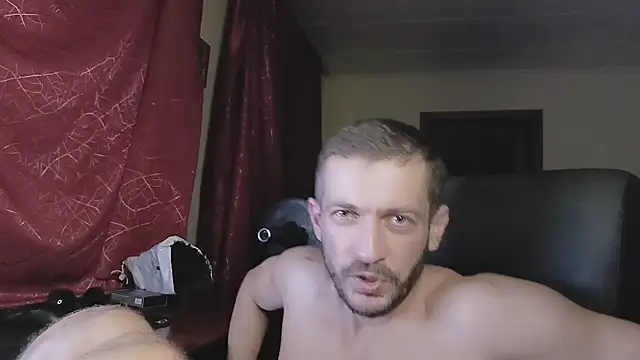 333Alone_in_theDark777's cam snapshot