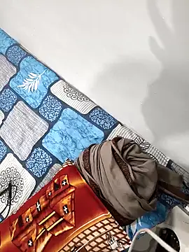 Chanderi19's cam snapshot