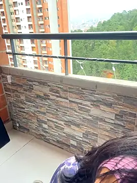 emma_andrew1 live sex cam