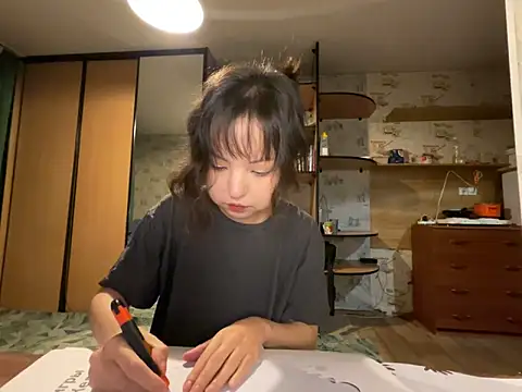 lalallalalaa- live sex cam