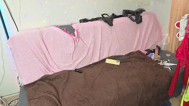 JadeStarUK live sex cam