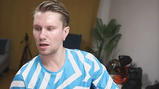 kevin-park's cam snapshot