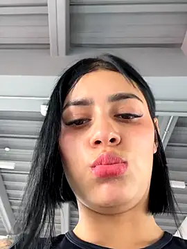 AlannaEvons live sex cam