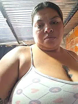 chubby_sexy_big_tits live sex cam