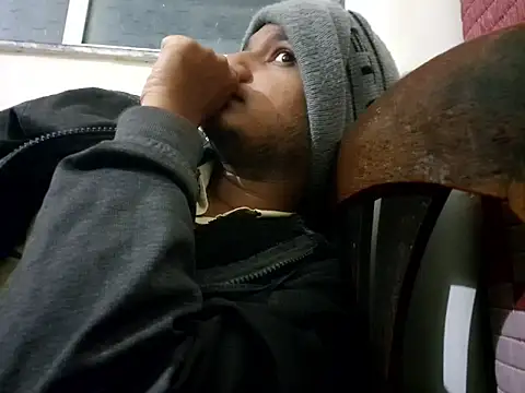 young-hairy-jon's cam snapshot