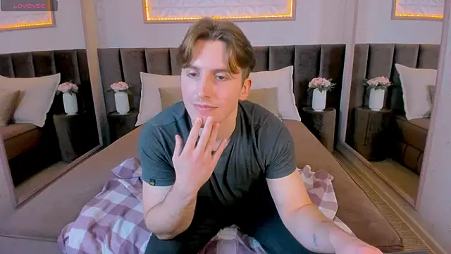 MarkYeti's cam snapshot