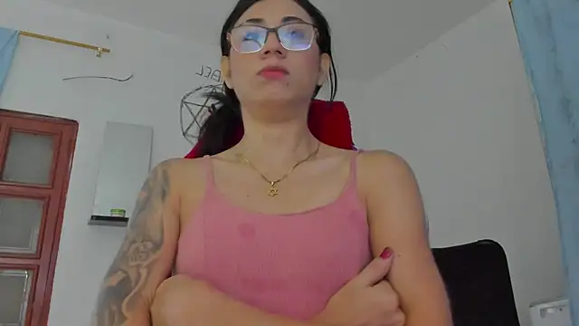 Camila_TransGirl live sex cam