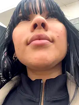 BrendaCrean live sex cam