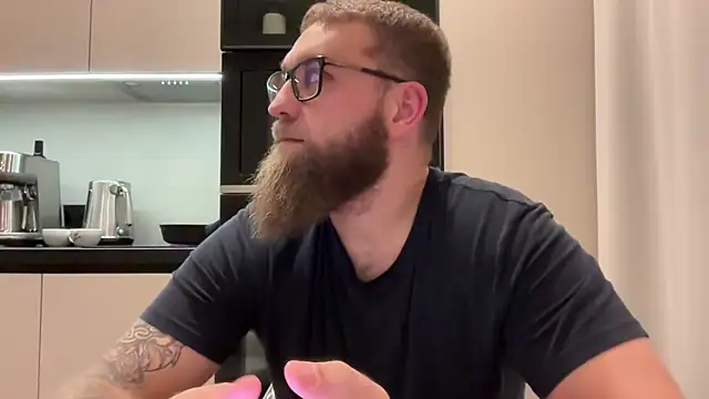 Bear_bear_ live sex cam