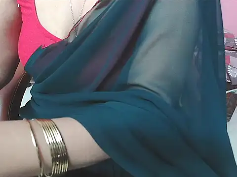 sunitha-3 live sex cam