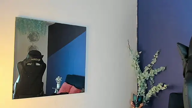 RowanCley's cam snapshot