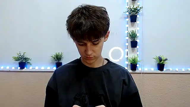 Hoot_Dude_'s cam snapshot