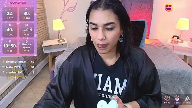 Lia_Blake_ live sex cam