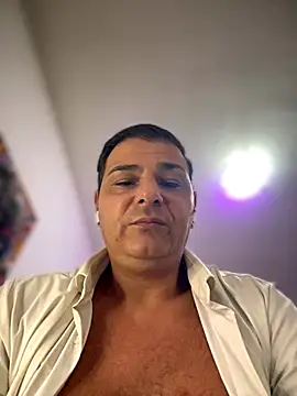 SecretlyDD's cam snapshot