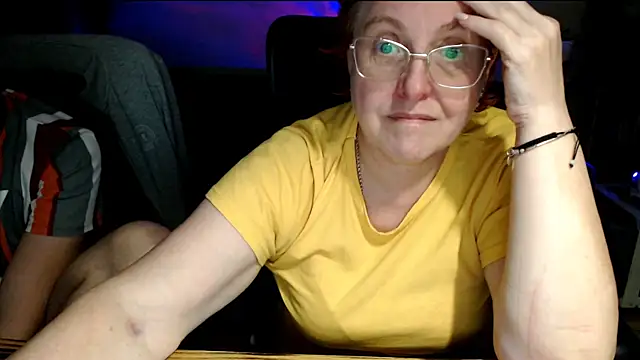 JoannaAndNeighbour live sex cam