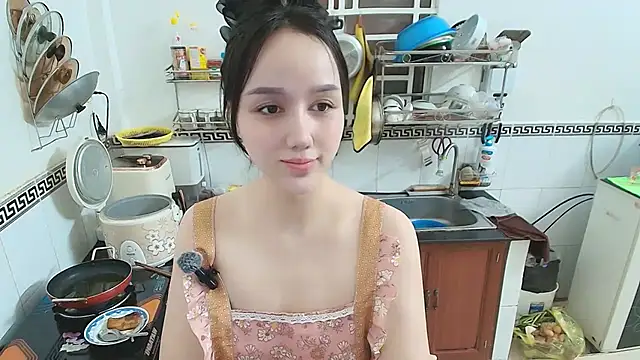 Mie_baby2k live sex cam