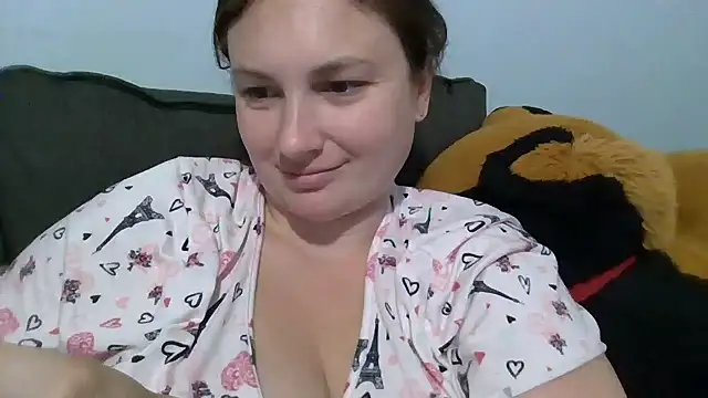 MilfyMrsRobinson live sex cam