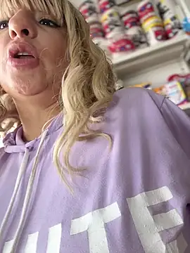 sammyqueenx21 live sex cam