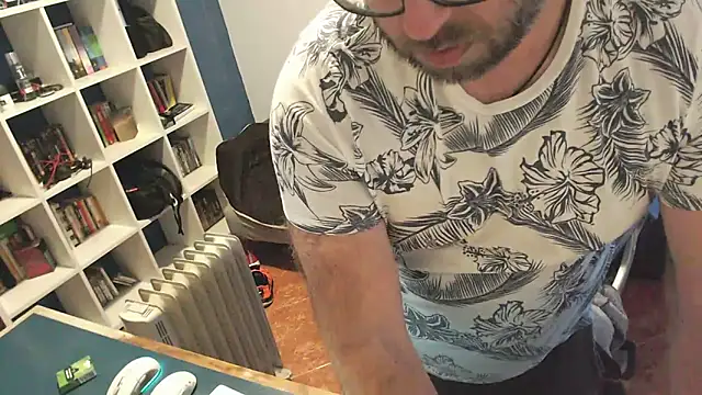 ravingr4d4's cam snapshot