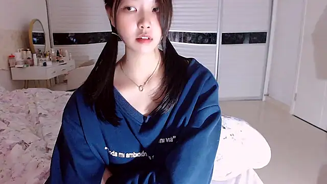 Miu1_girl live sex cam