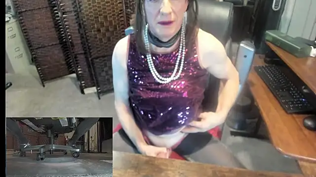 CharlotteAshton's cam snapshot