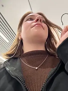 lucy-joy live sex cam