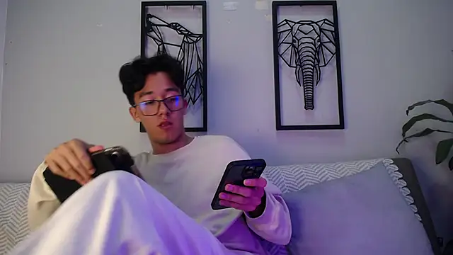 Austin_Reeds's cam snapshot