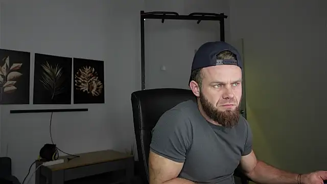 Tommy_Burnz live sex cam