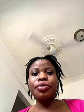 PrettyNina77 live sex cam